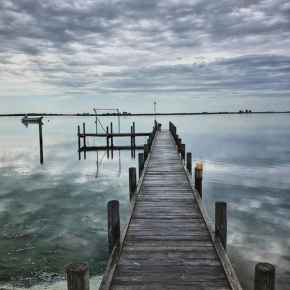 Hideaway Tom’s on Mundoo Channel - Waterfront, Hindmarsh Island